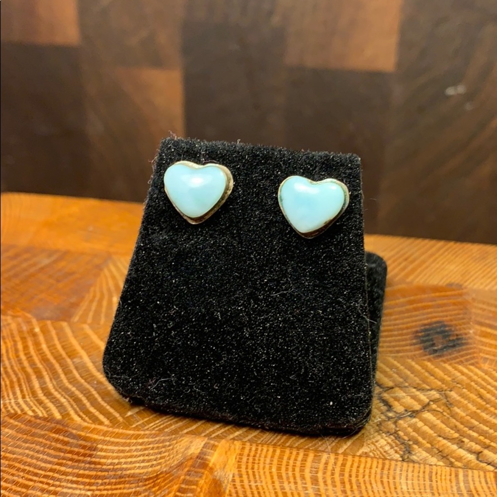 Larimar stud earrings vintage silver color